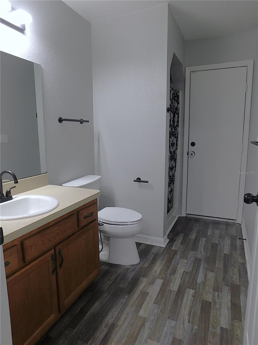 SILVER SPGS SHORES UN 20 - Residential