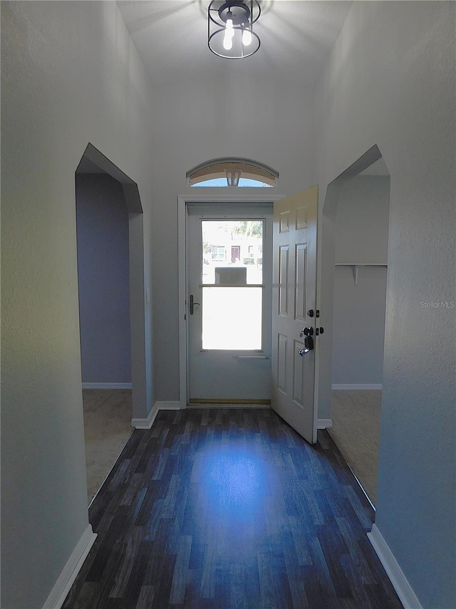 SILVER SPGS SHORES UN 20 - Residential