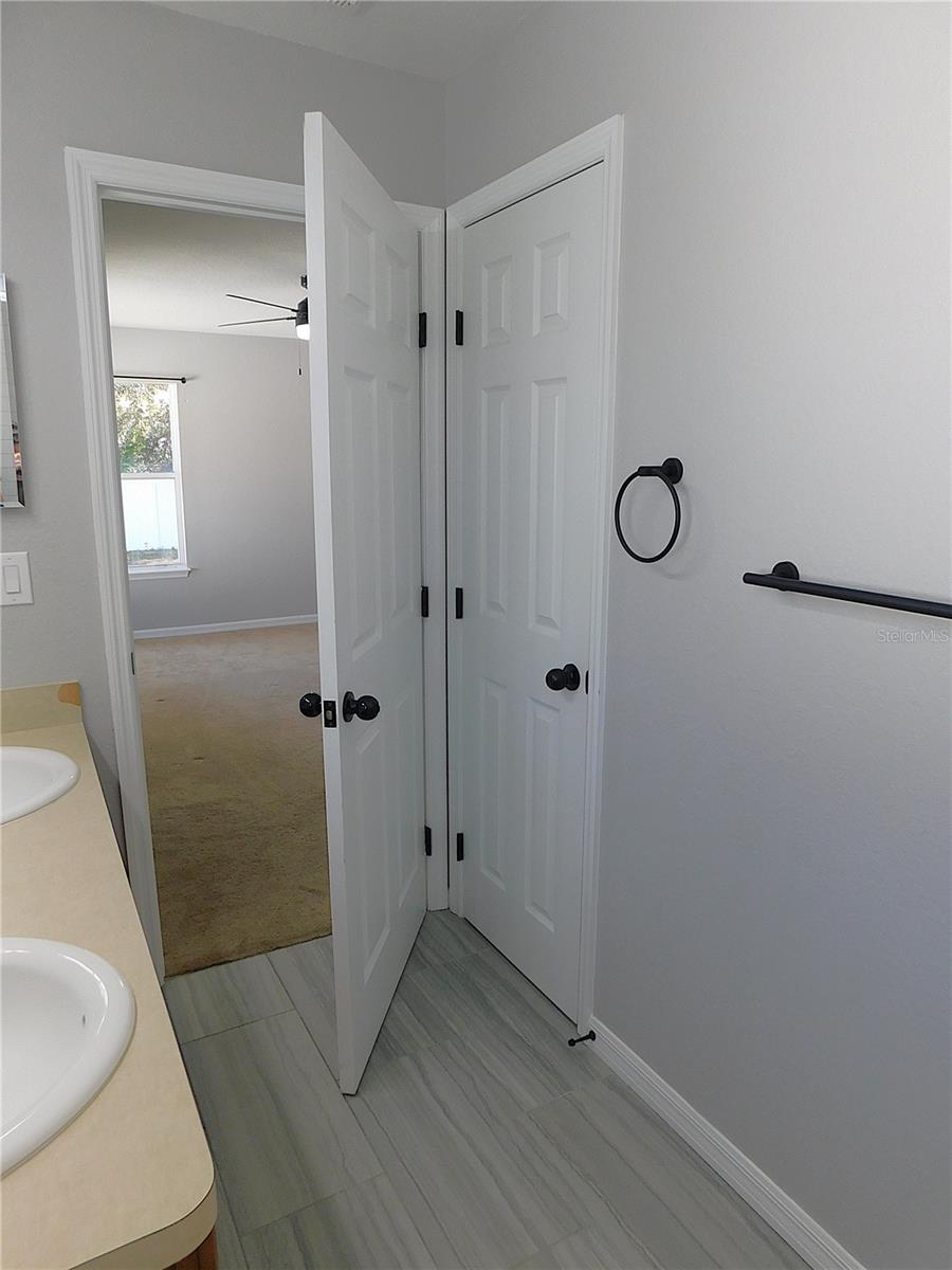 SILVER SPGS SHORES UN 20 - Residential