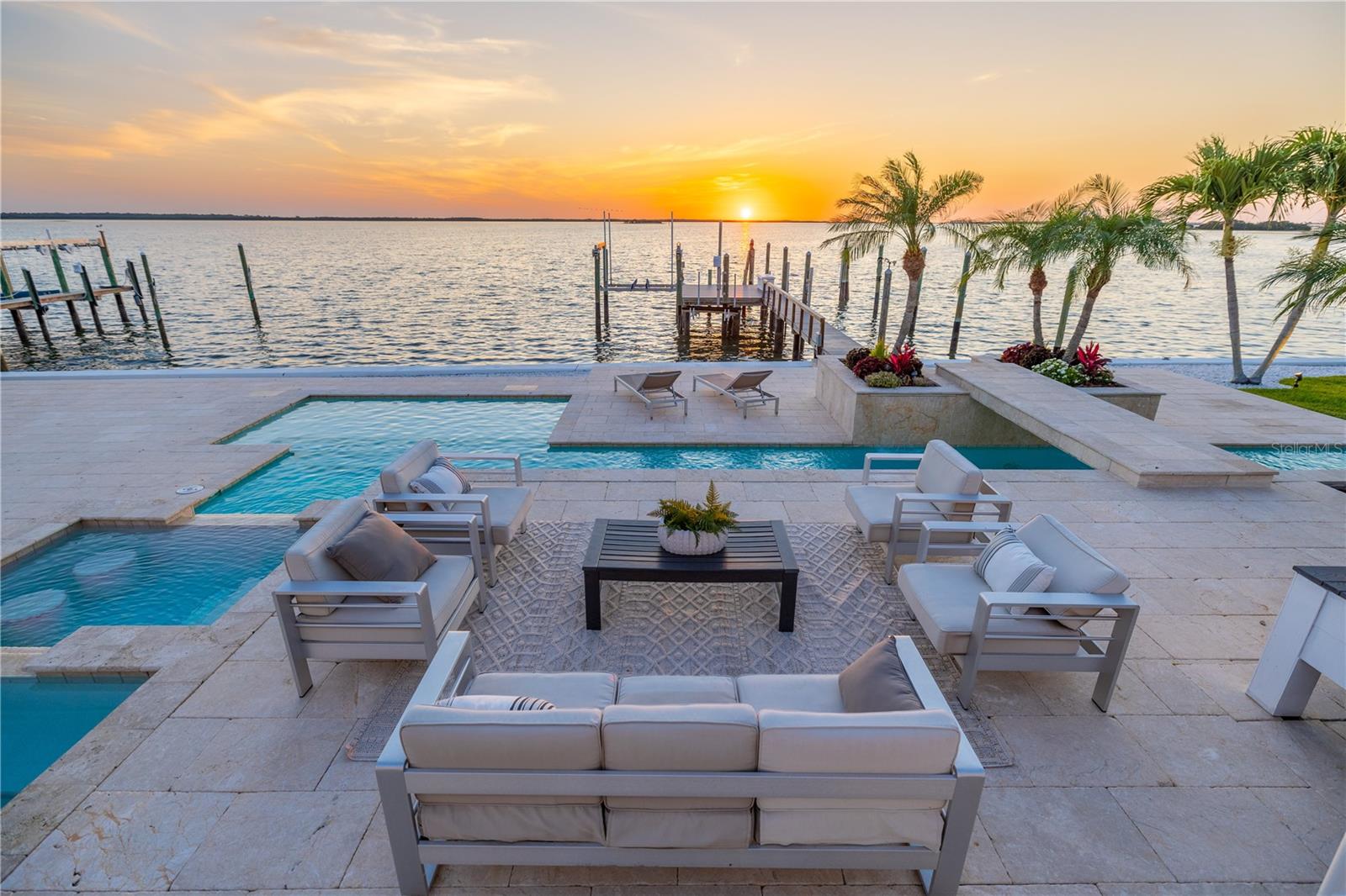 DUNEDIN ISLES - Residential