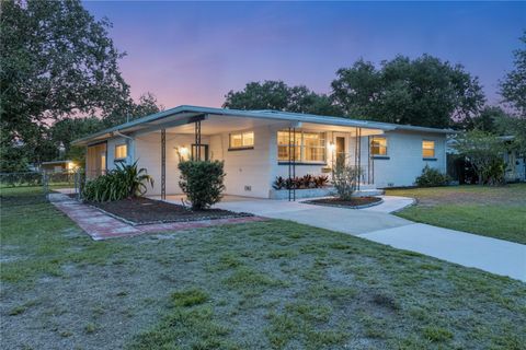 Photo of 4203 Kildaire Avenue, Orlando, FL 32812 (MLS # O6405729)