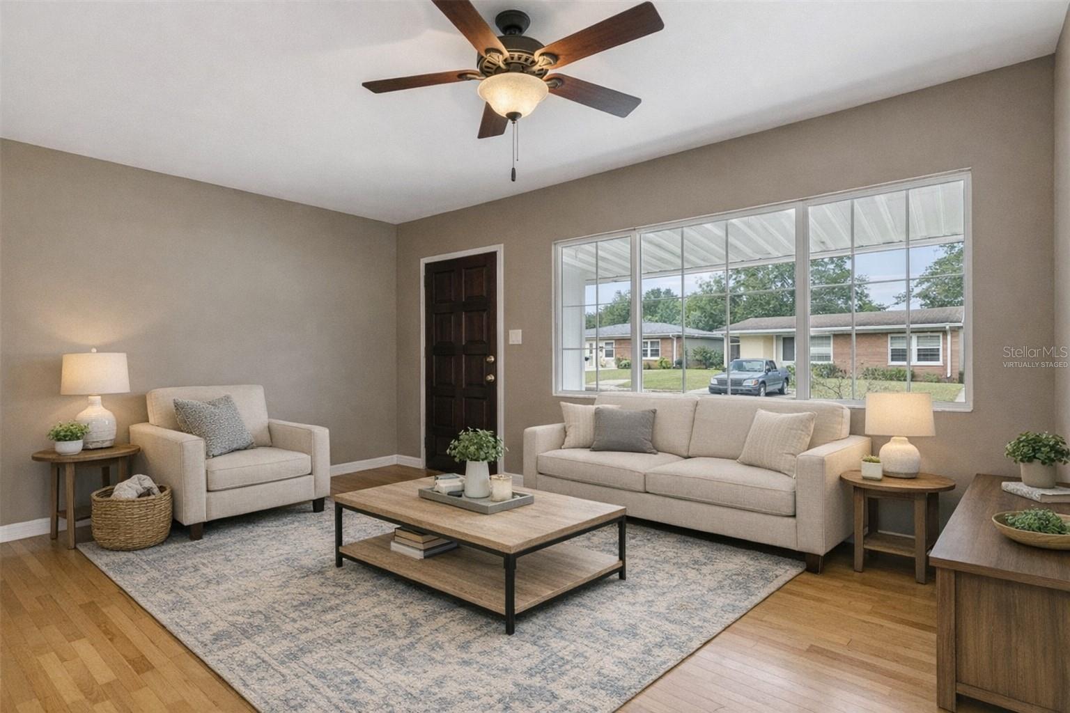 Casas a venda 4 - Jen Dantas 4203 KILDAIRE AVENUE