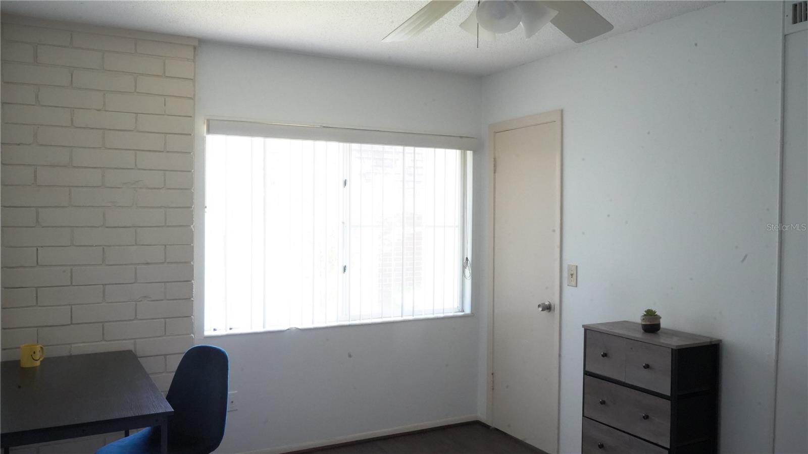 SUMMIT HOUSE - Residential Lease