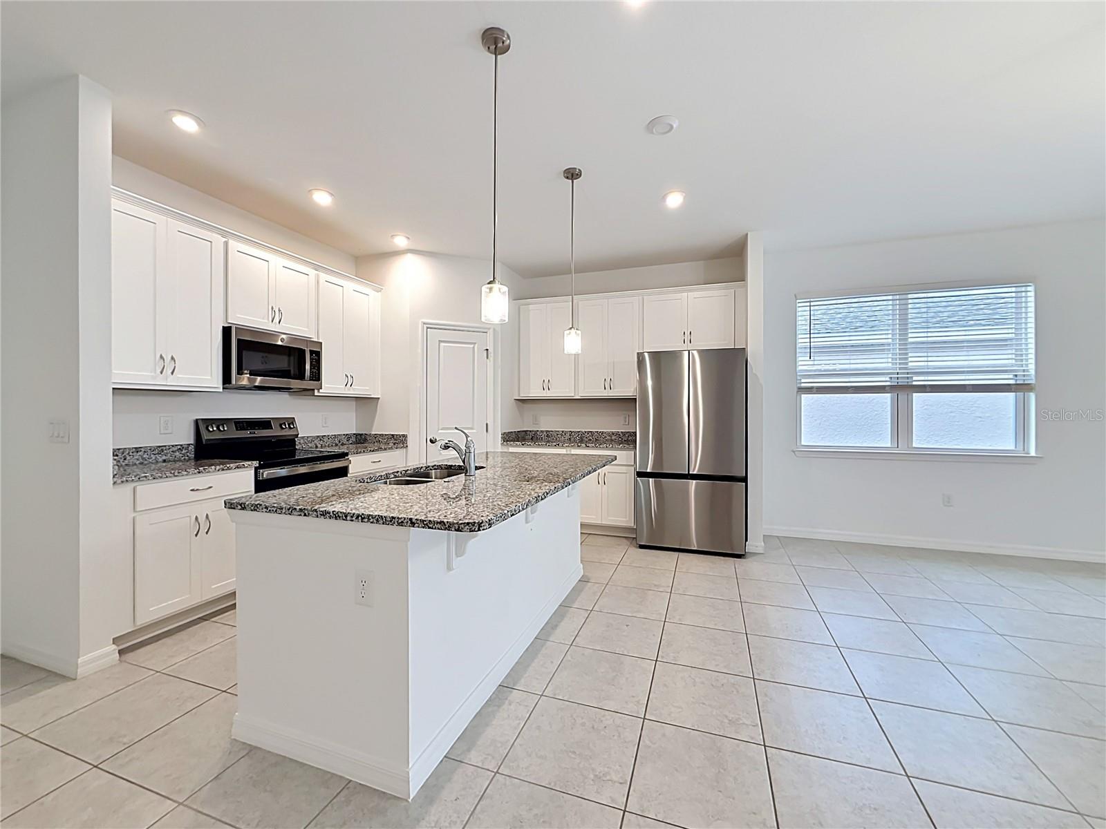 SUNSET LKS - Residential