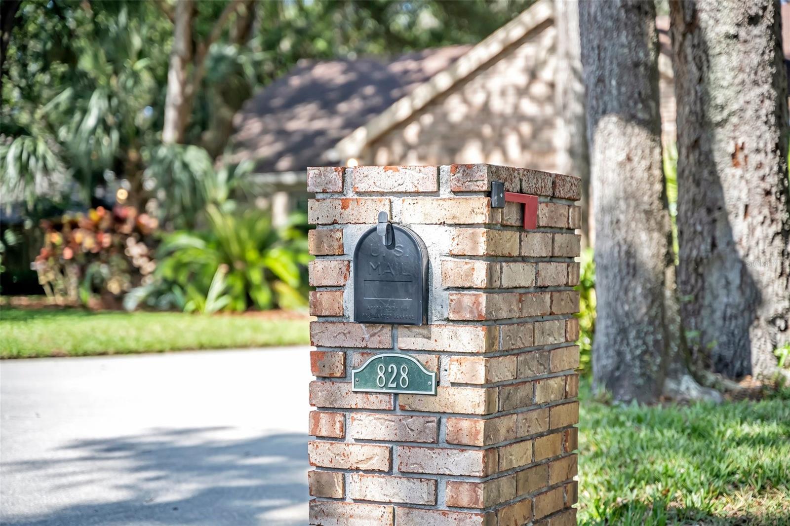 828 TIMBER COURT COURT