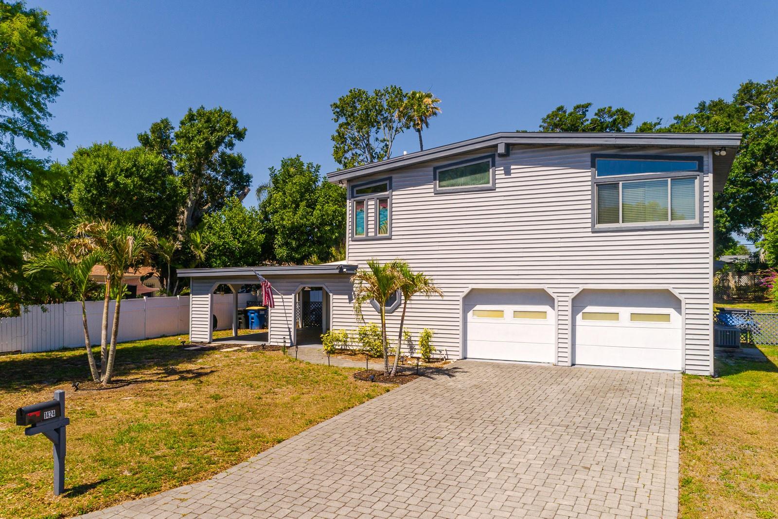 BROOKHILL - Residential