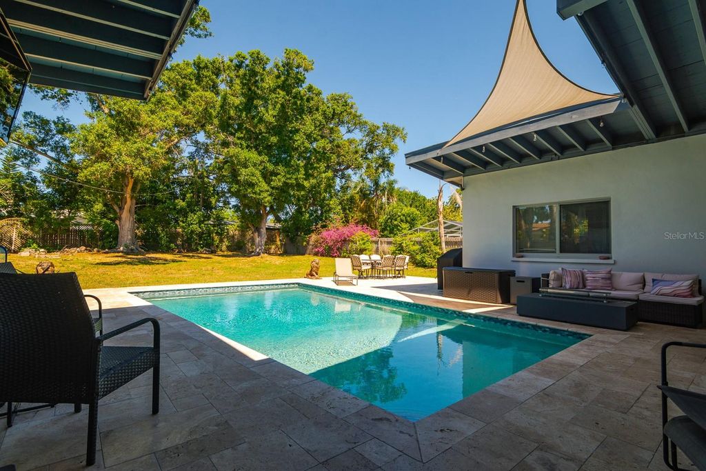 Photo of 1424 S Evergreen Avenue, Clearwater, FL 33756 (MLS # TB8506983)