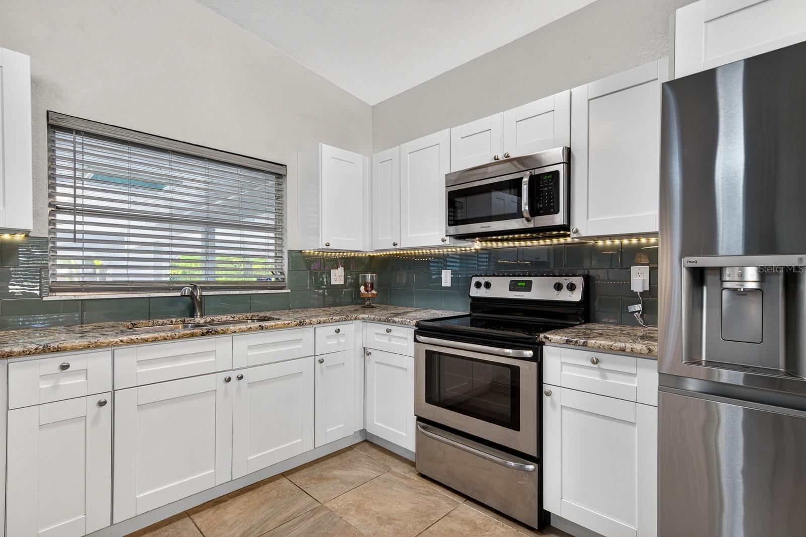BROOKHILL - Residential