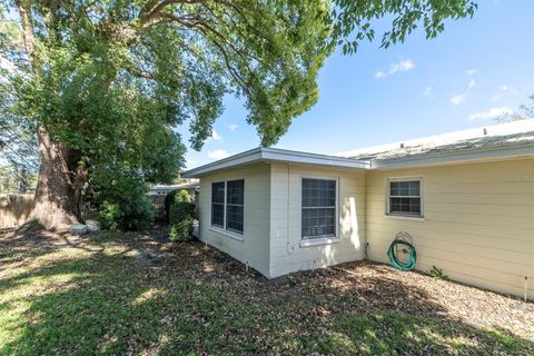 A home in SEMINOLE