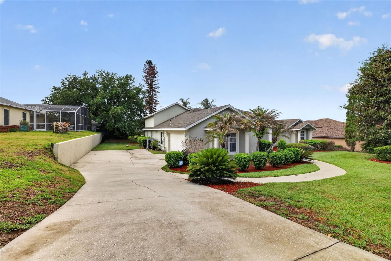 CRESCENT LAKE CLUB FIRST ADD - Residential