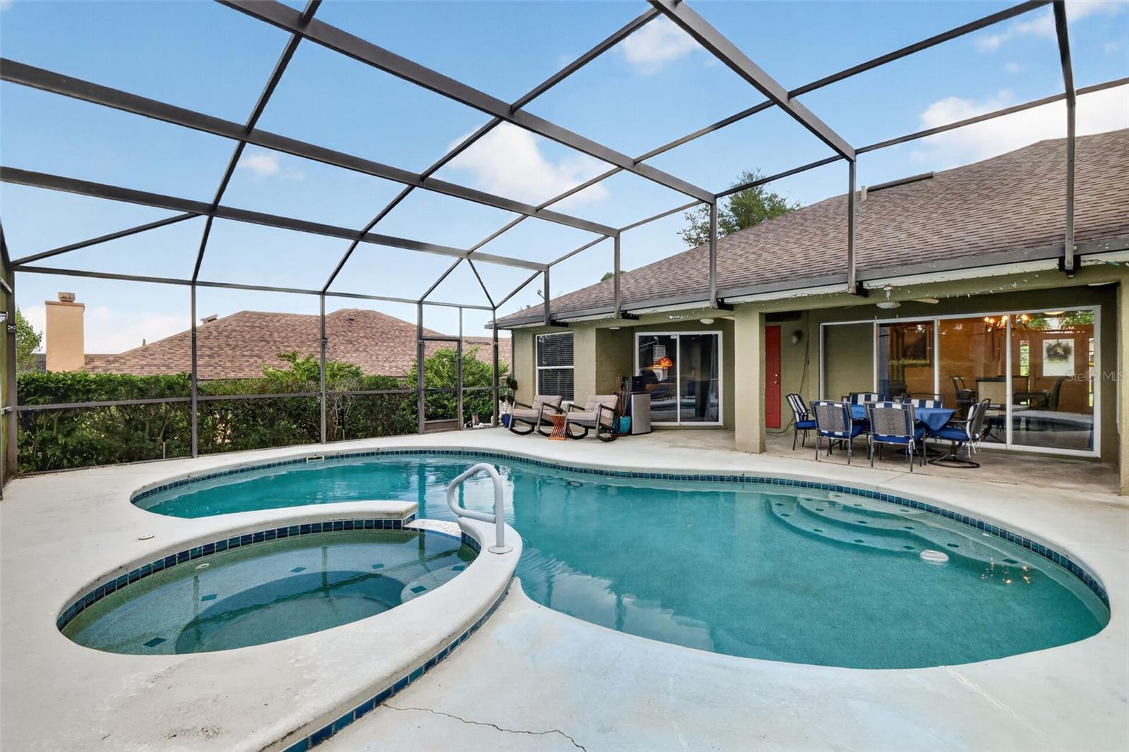 CRESCENT LAKE CLUB FIRST ADD - Residential
