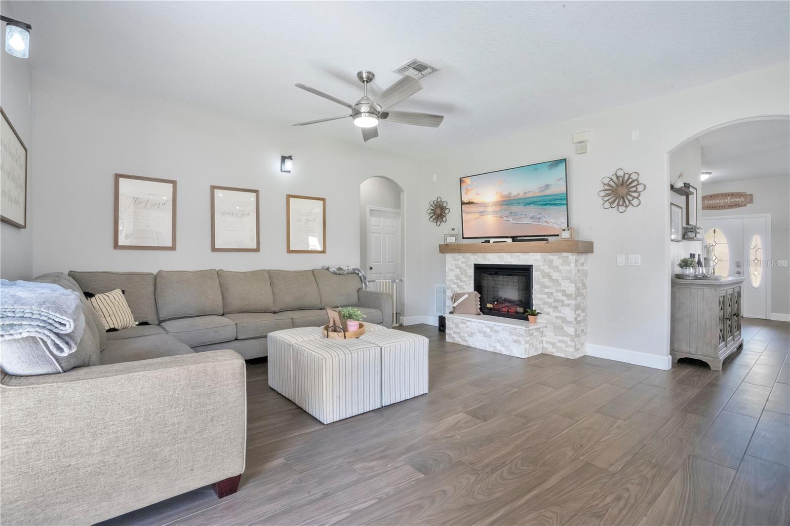 AVALON LAKES PH 02 VILLAGE G - Residential