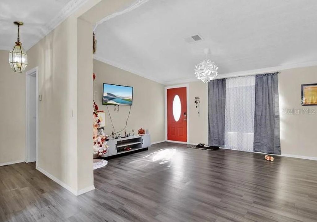 Photo of 231 Water Oak Lane, Davenport, FL 33837 (MLS # S5141568)