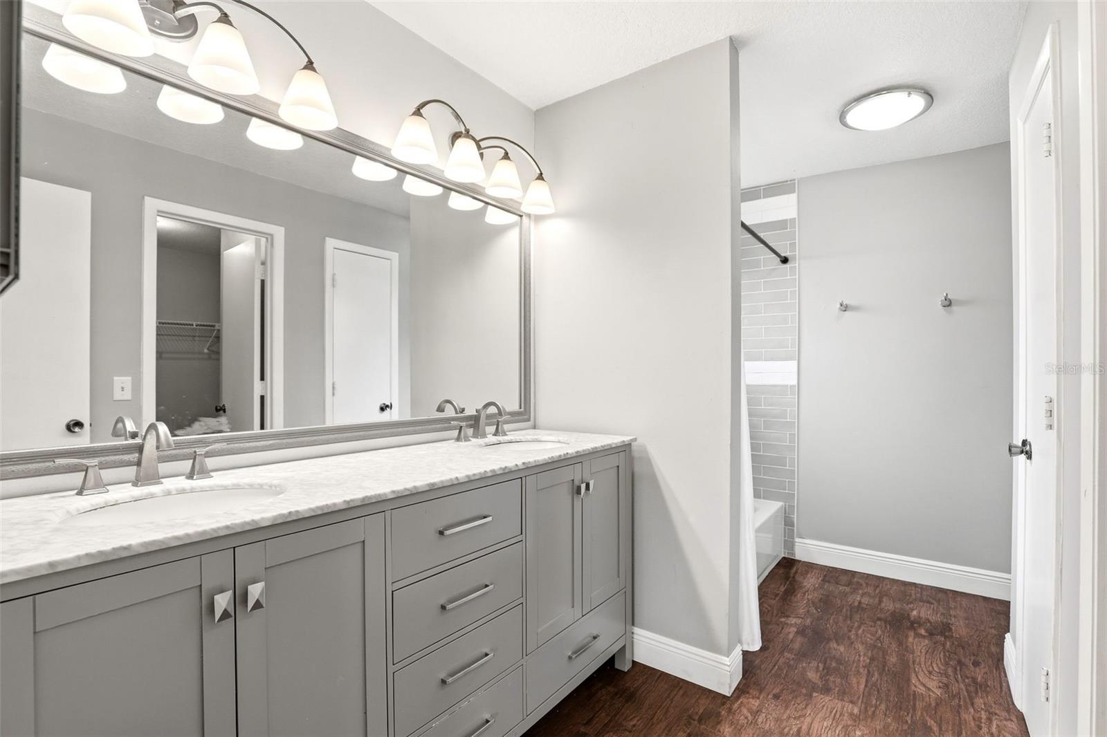 ALAFAYA WOODS PH 21 - Residential