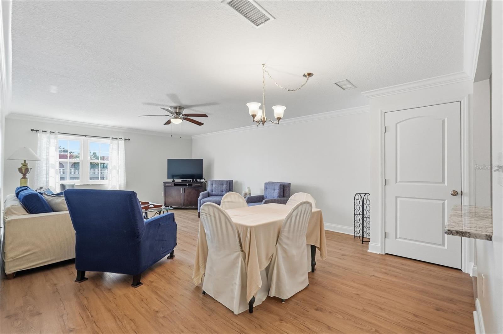 BELLEAIR FOREST - Residential