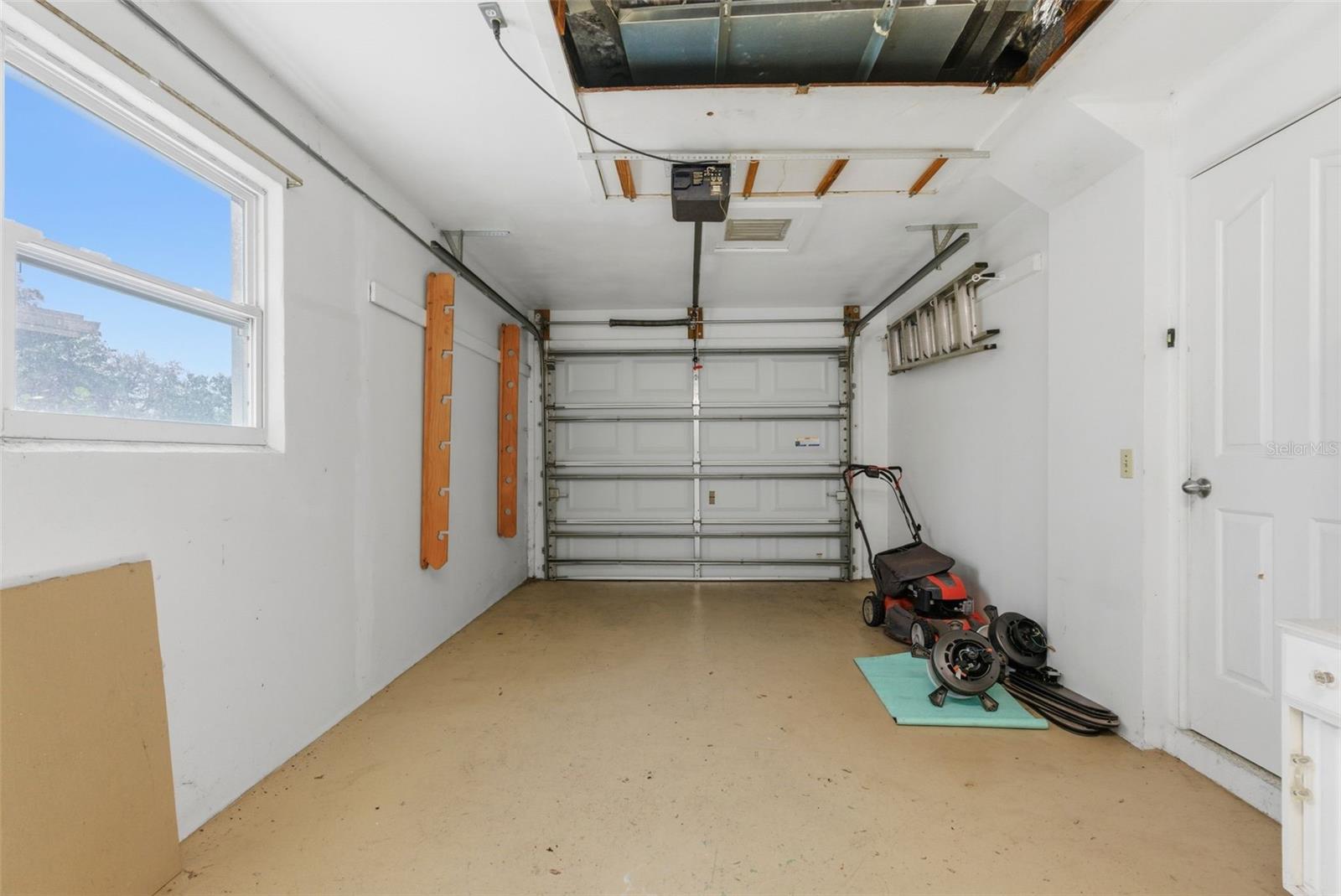 DUNEDIN ISLES COUNTRY CLUB - Residential