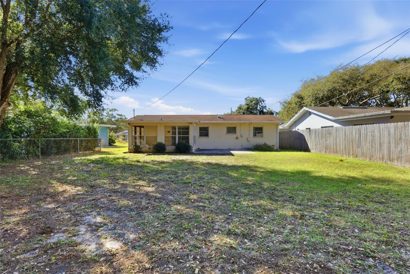 DUNEDIN ISLES COUNTRY CLUB - Residential