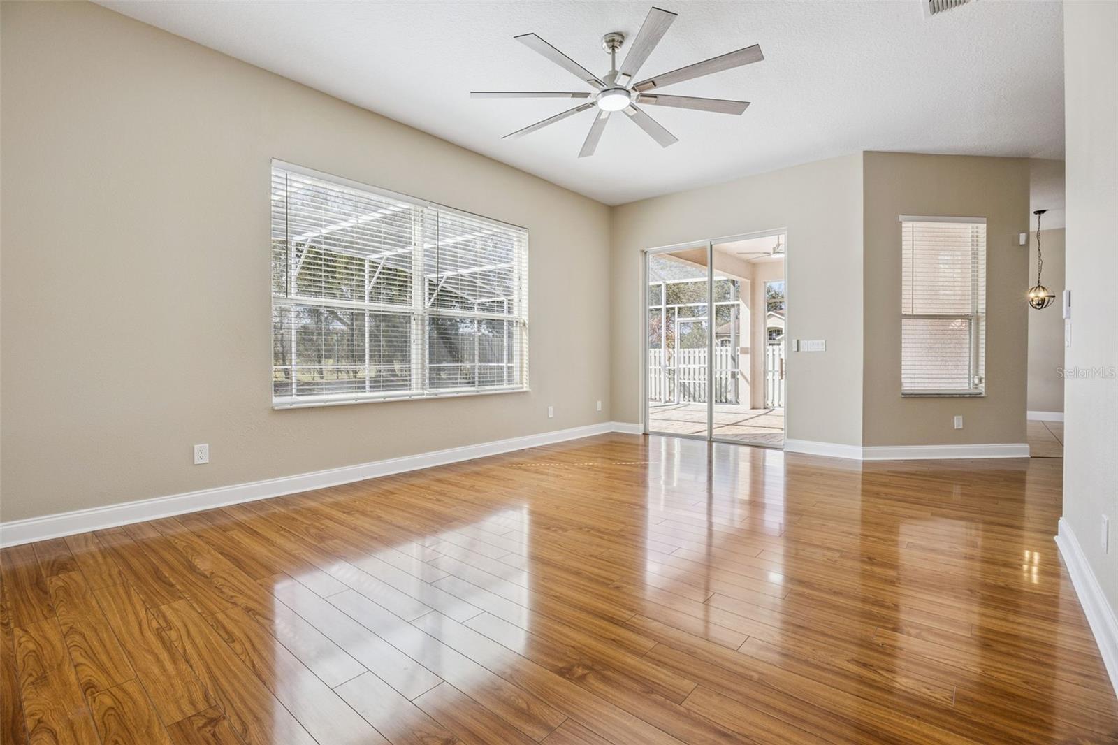 HUNTERS CRK 524-A - Residential