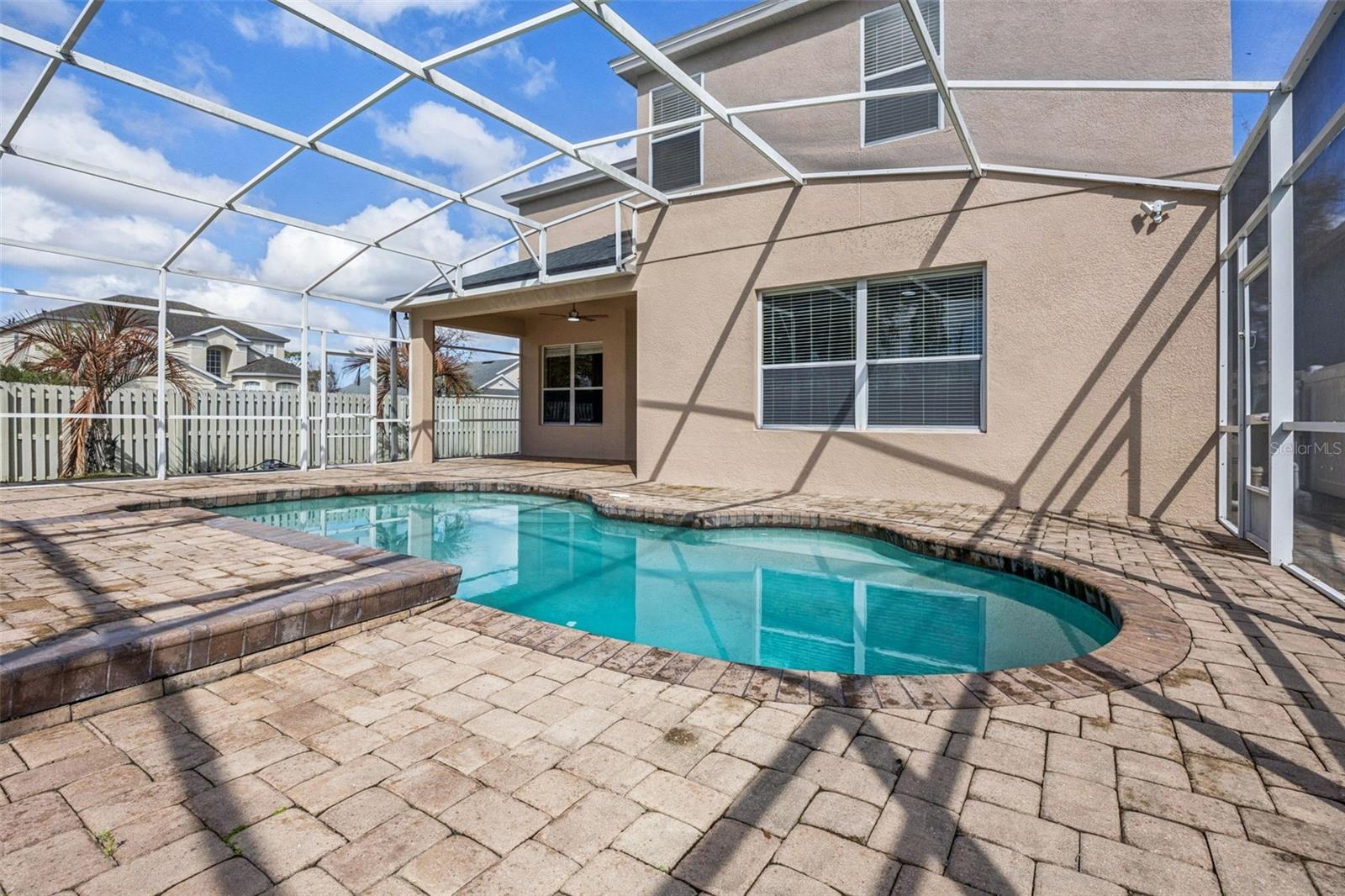 HUNTERS CRK 524-A - Residential