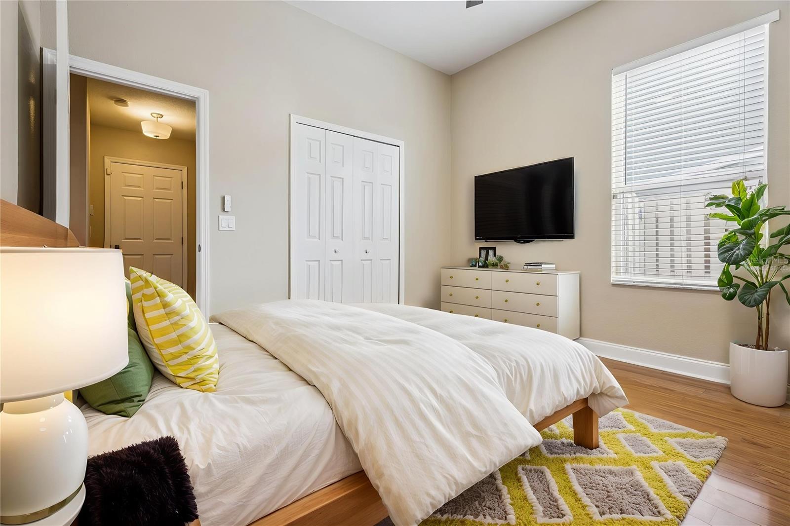 HUNTERS CRK 524-A - Residential