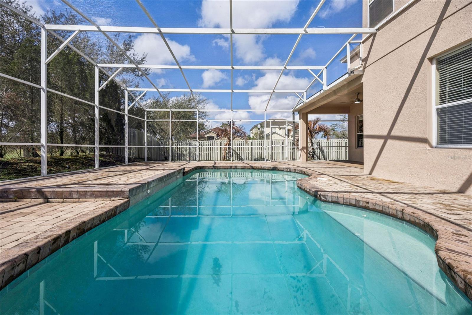 HUNTERS CRK 524-A - Residential