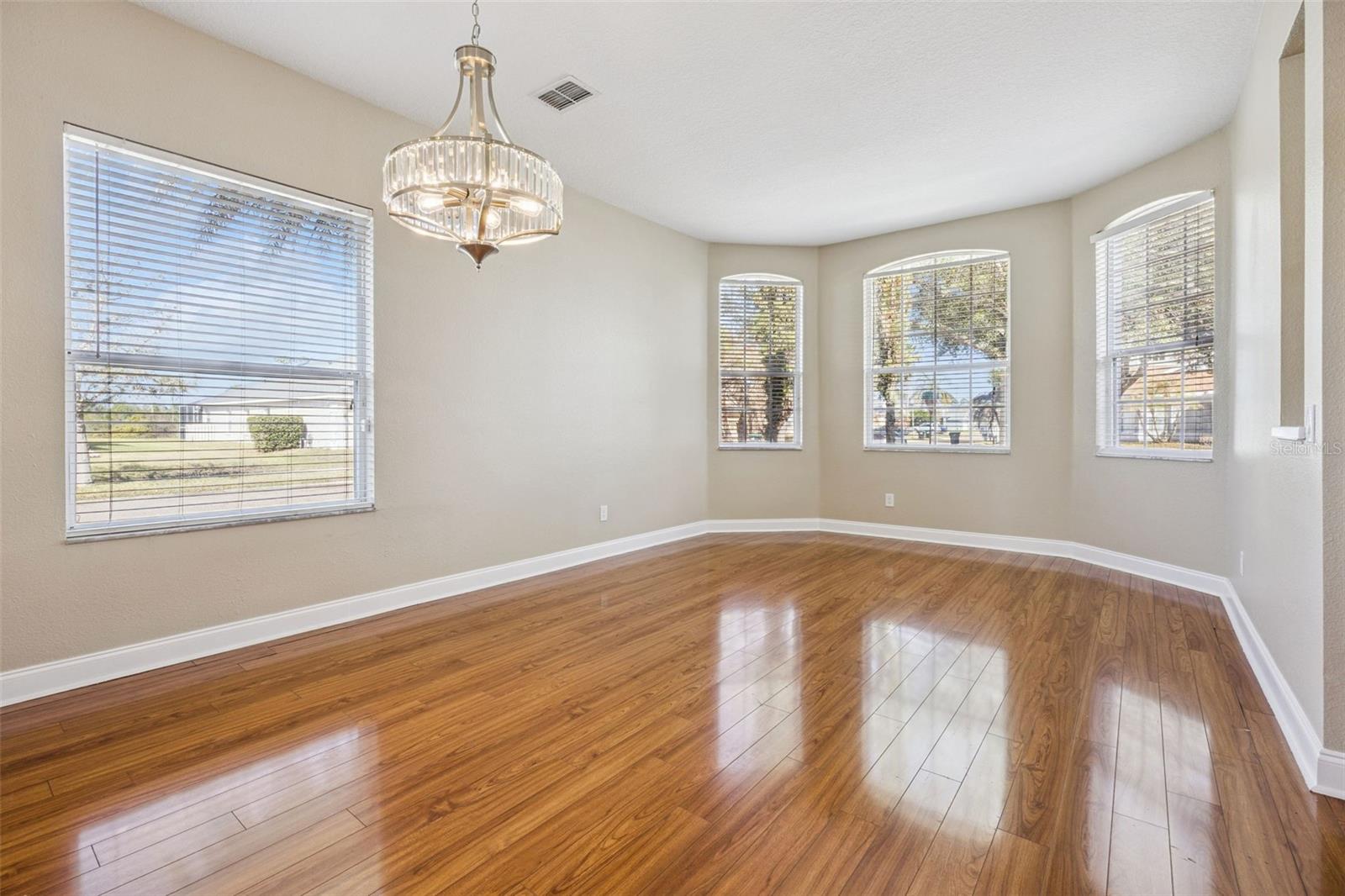 HUNTERS CRK 524-A - Residential