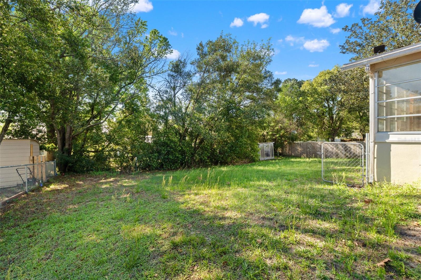 BEVERLY HILLS UNIT 05 - Residential