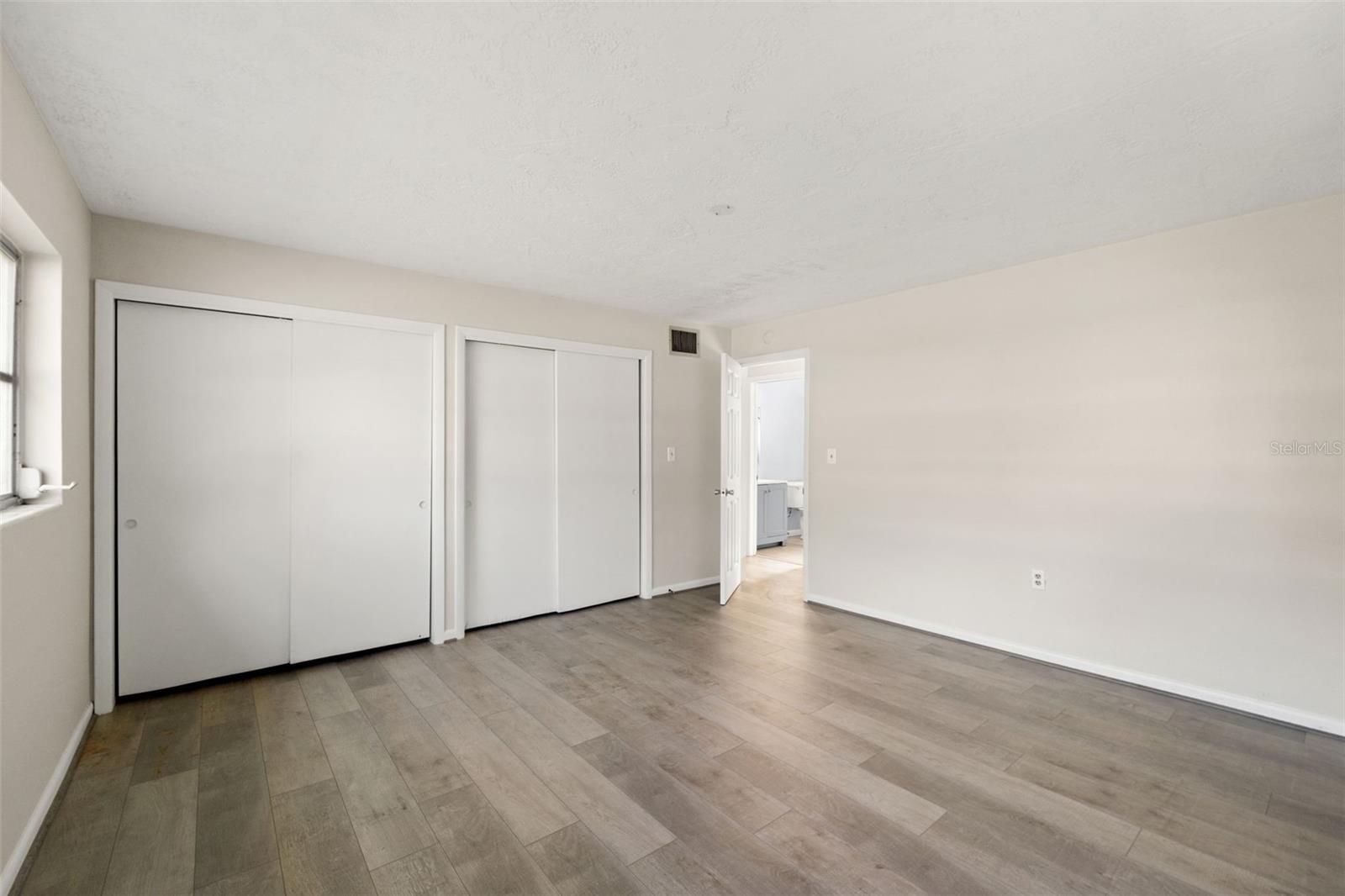 BEVERLY HILLS UNIT 05 - Residential