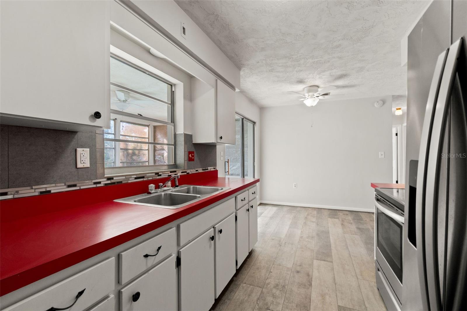 BEVERLY HILLS UNIT 05 - Residential