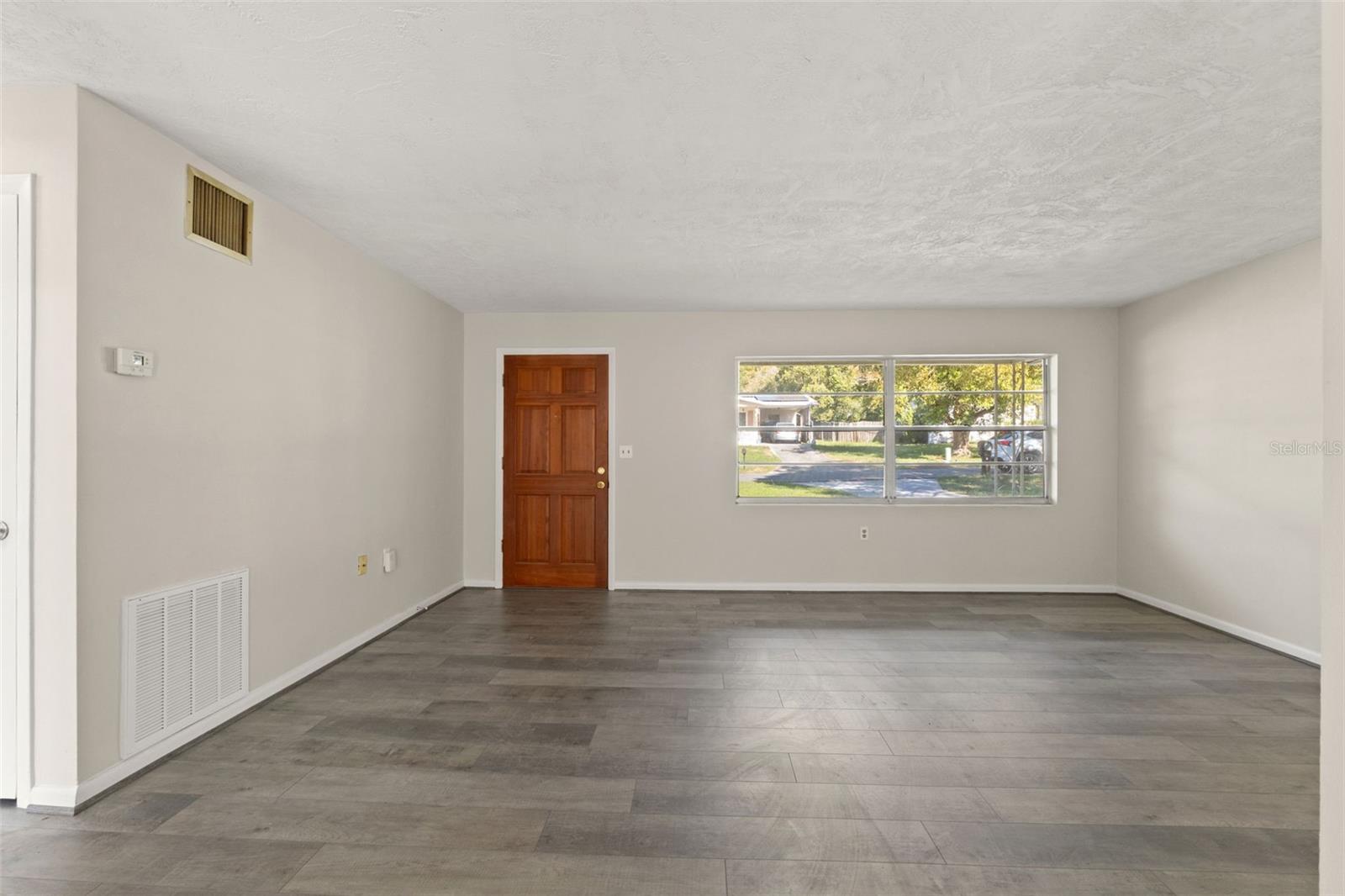 BEVERLY HILLS UNIT 05 - Residential