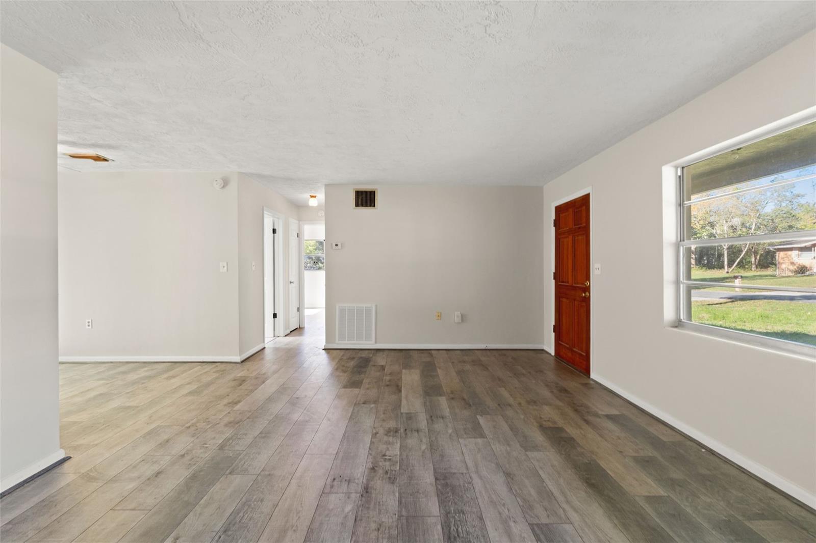 BEVERLY HILLS UNIT 05 - Residential