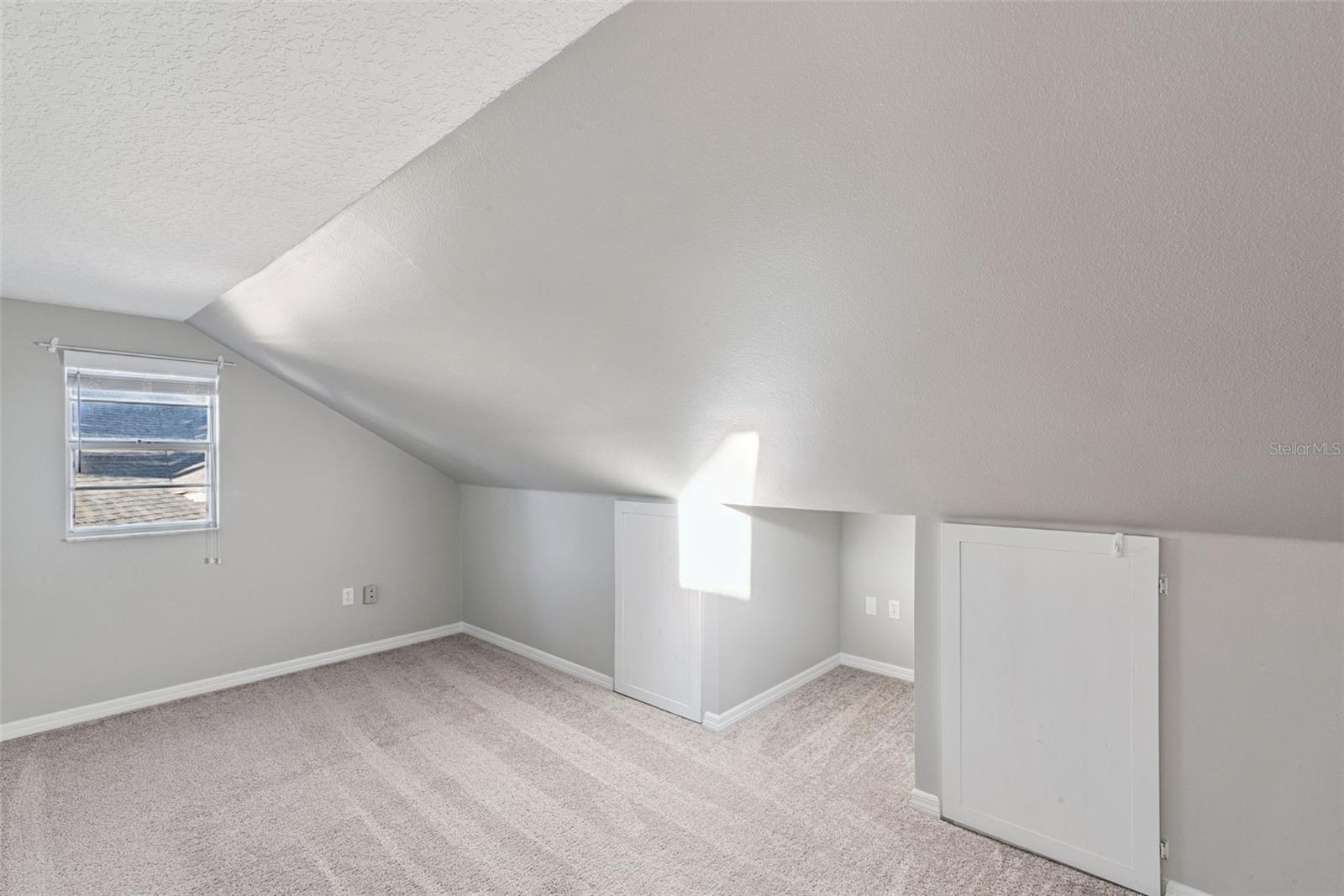 WOOD GLEN PH 02 STRAW RIDGE PD - Residential