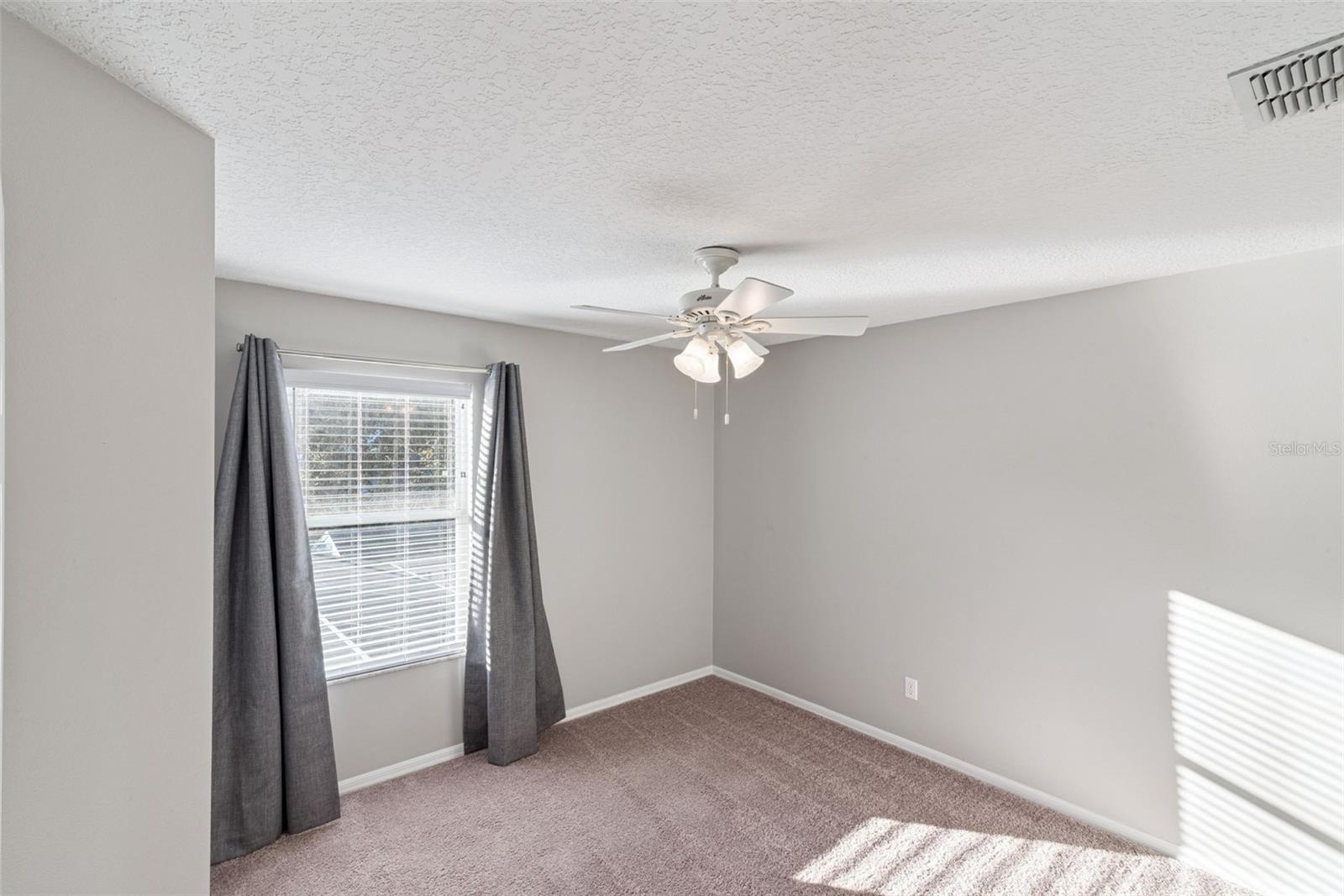 WOOD GLEN PH 02 STRAW RIDGE PD - Residential