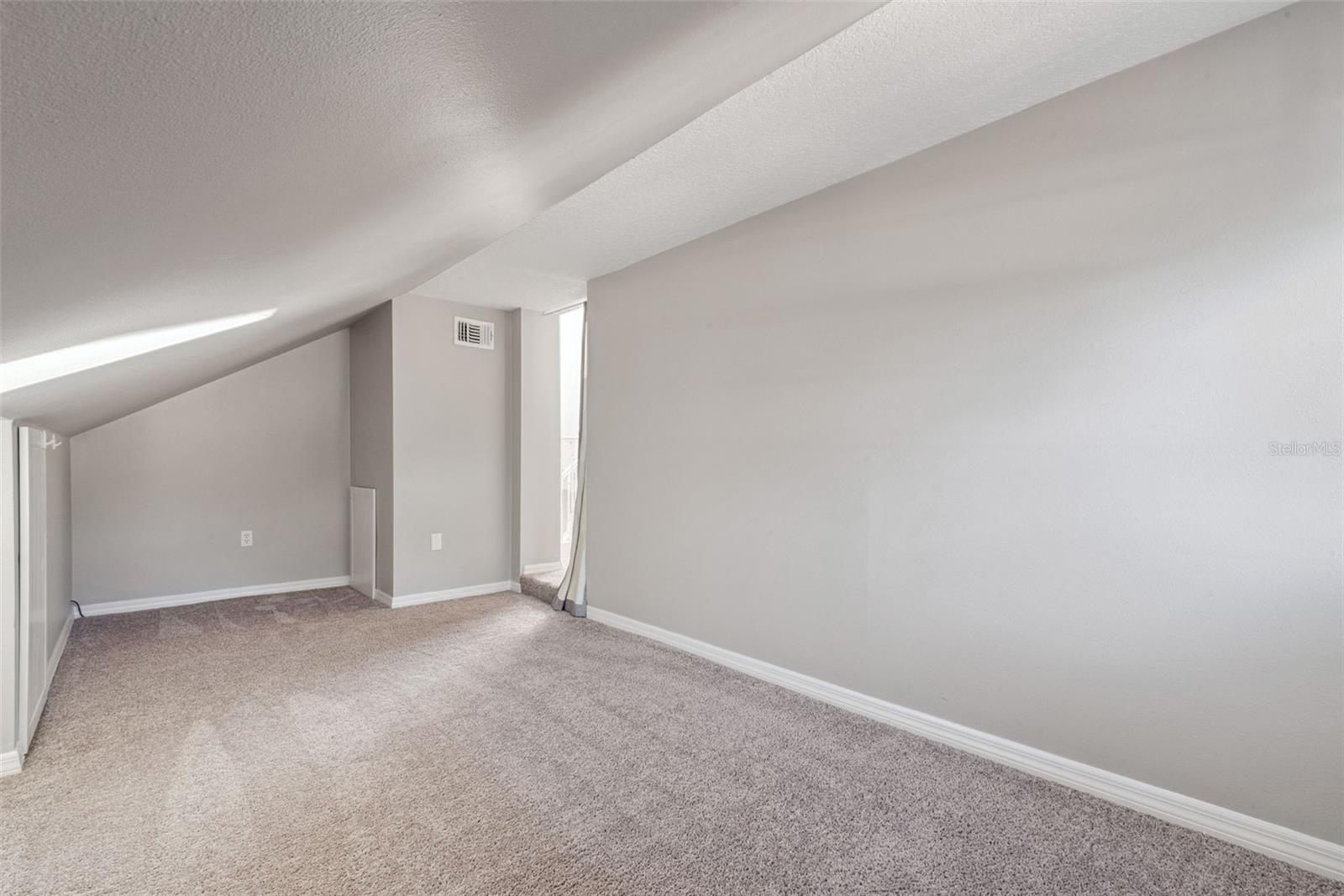 WOOD GLEN PH 02 STRAW RIDGE PD - Residential