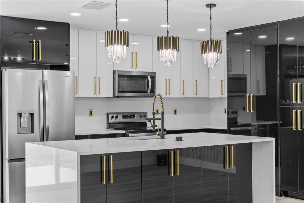 Photo of 3909 W Oklahoma Avenue, Tampa, FL 33616 (MLS # TB8465854)