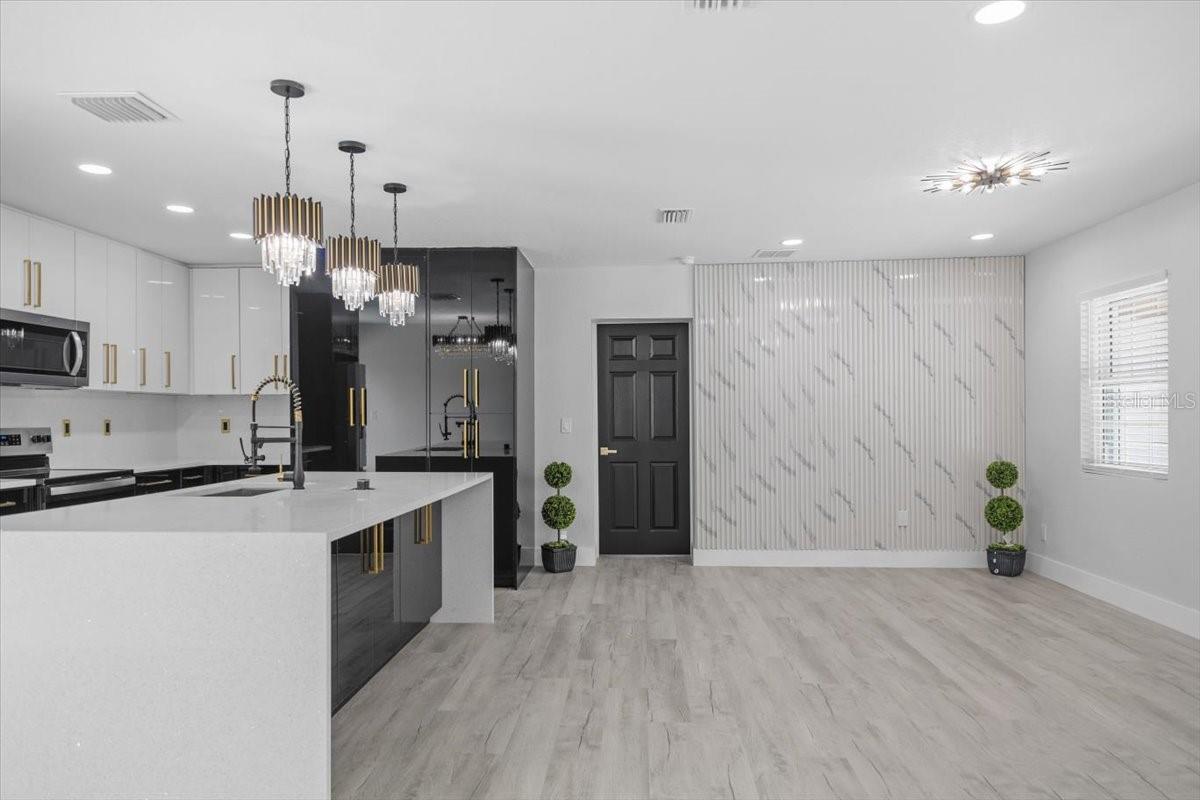 GANDY MANOR ADD - Residential