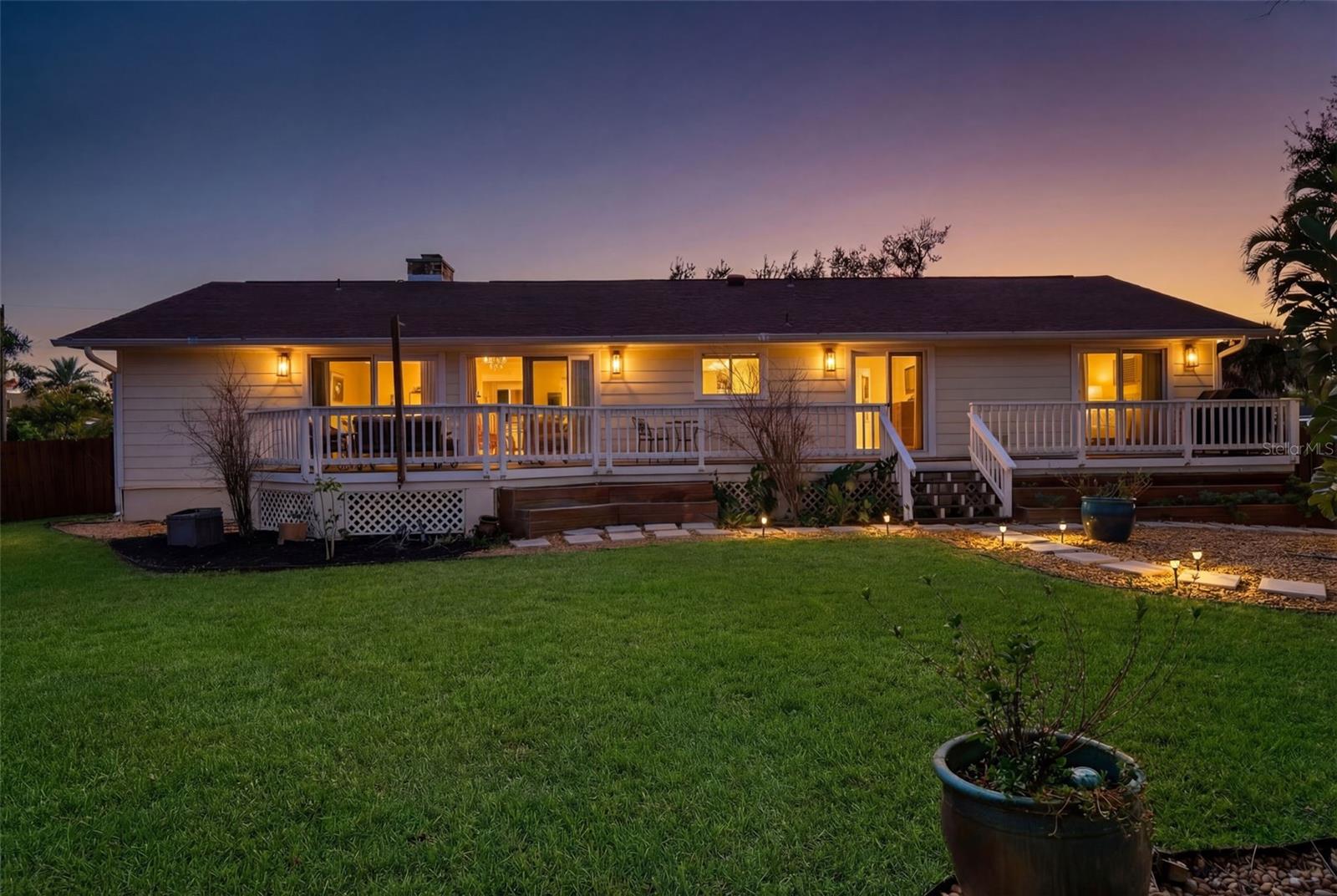 BAY POINT CORR OF - Residential