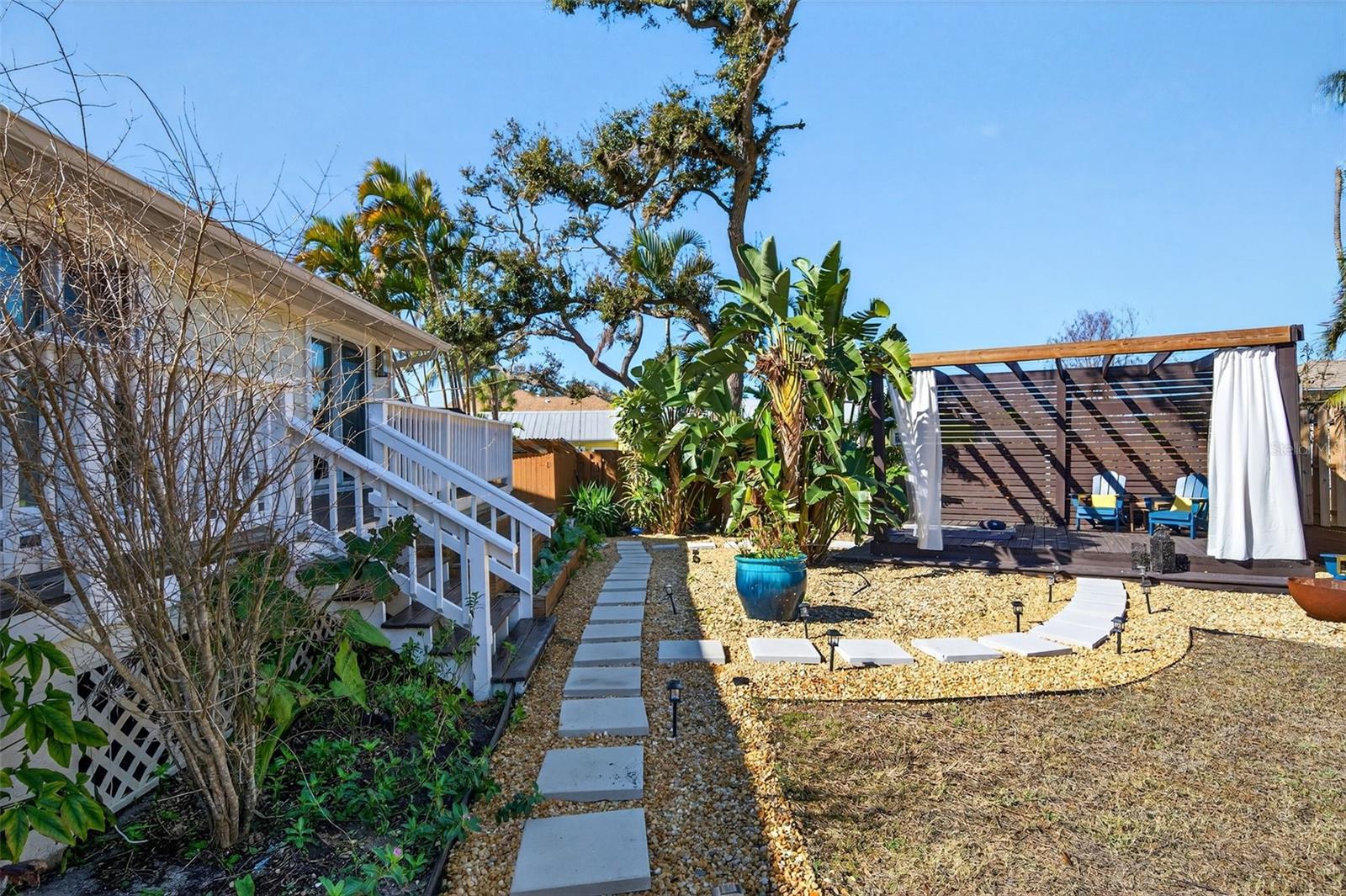 BAY POINT CORR OF - Residential