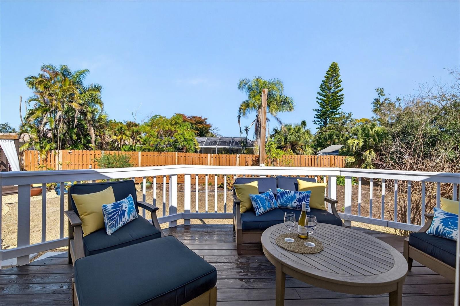 BAY POINT CORR OF - Residential