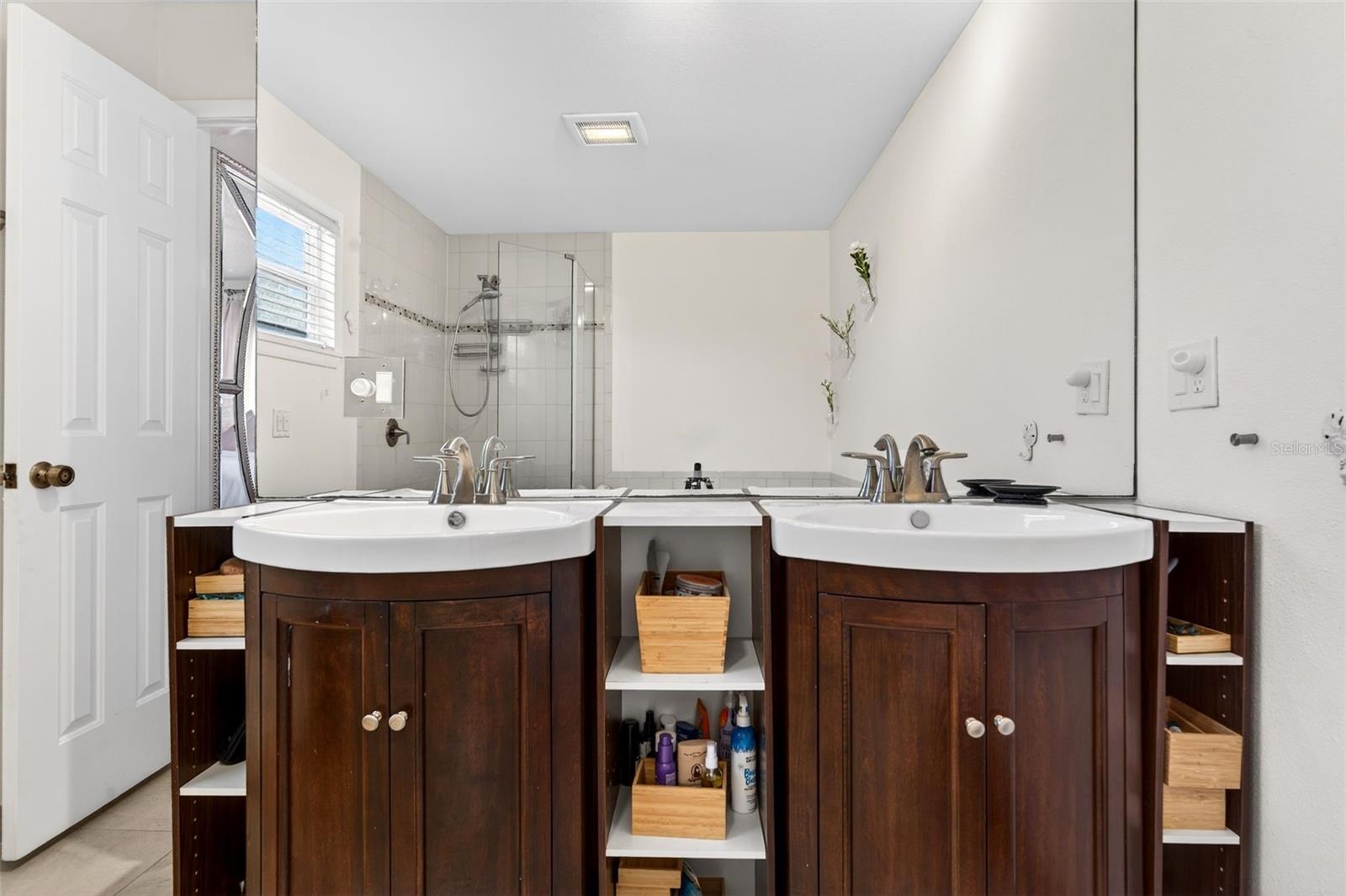 BAY POINT CORR OF - Residential