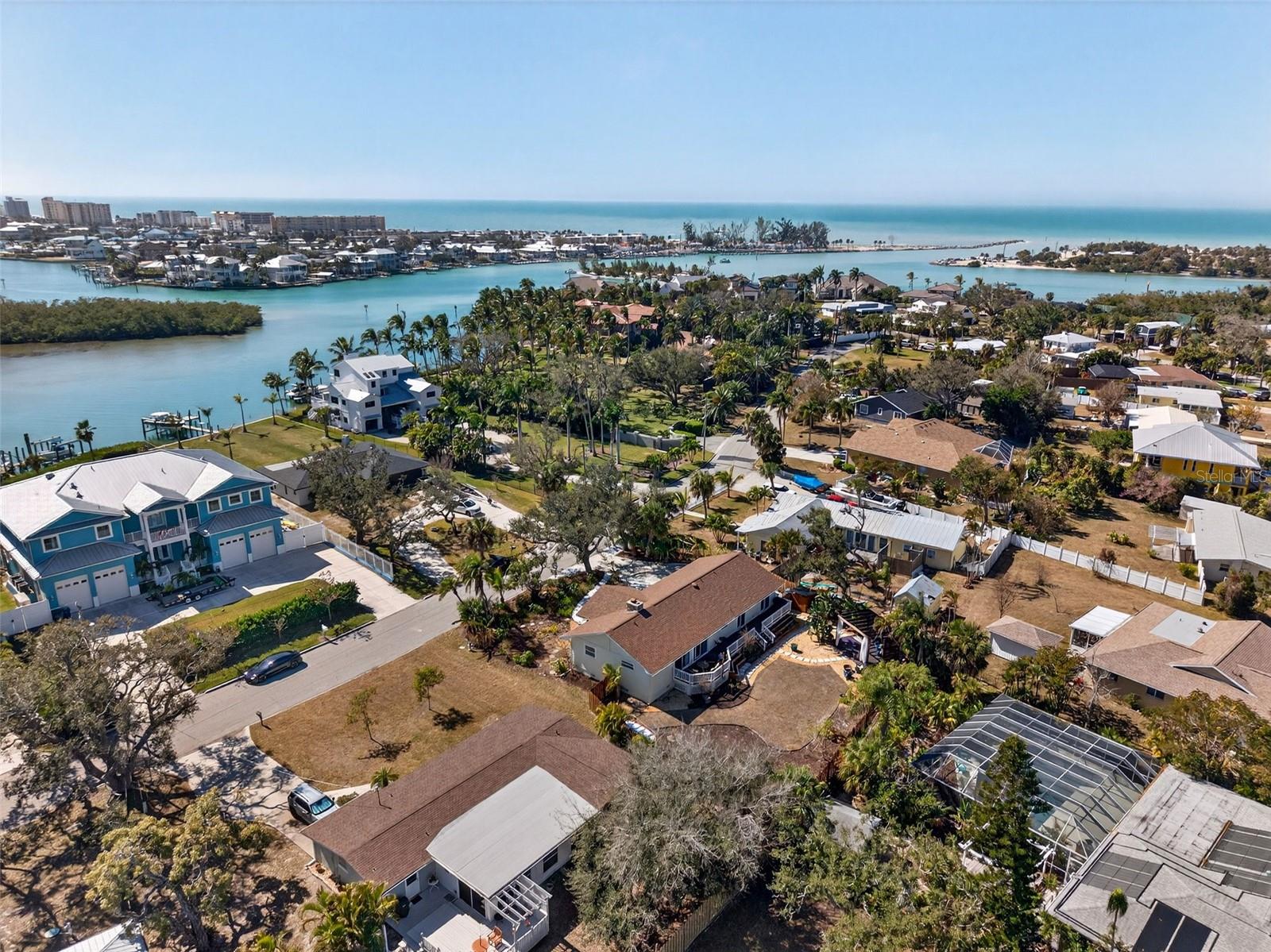 BAY POINT CORR OF - Residential