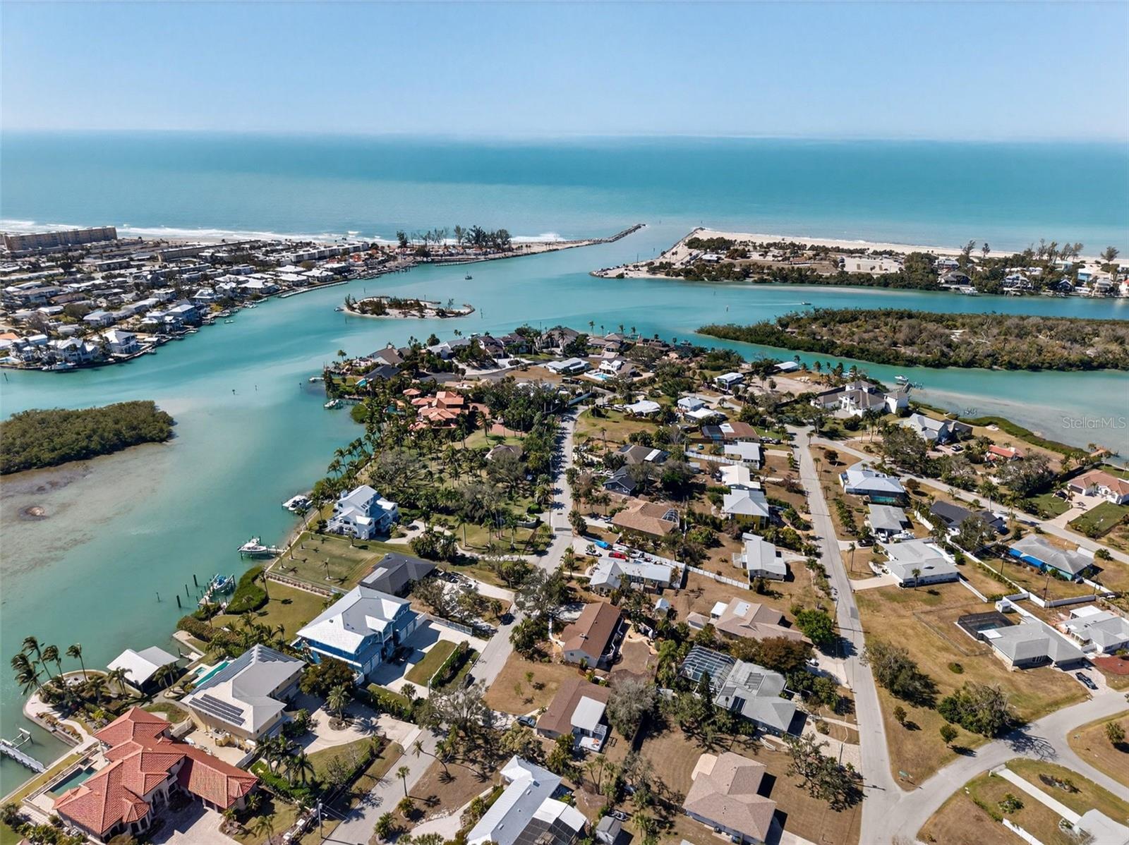 BAY POINT CORR OF - Residential