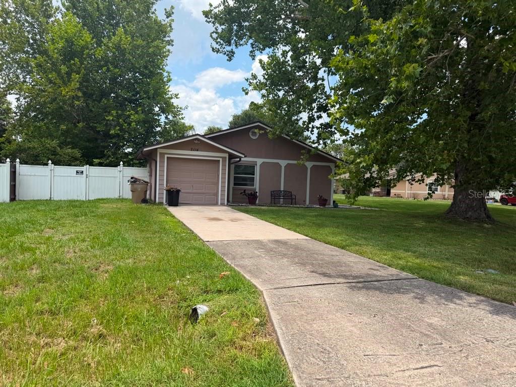 Photo of 2114 Wind Jammer Court, Kissimmee, FL 34744 (MLS # S5155403)