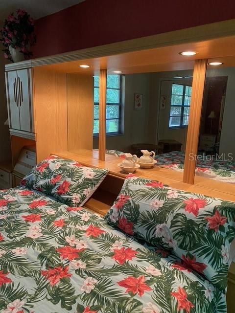 IMPERIAL OAKS CONDO - Residential Lease