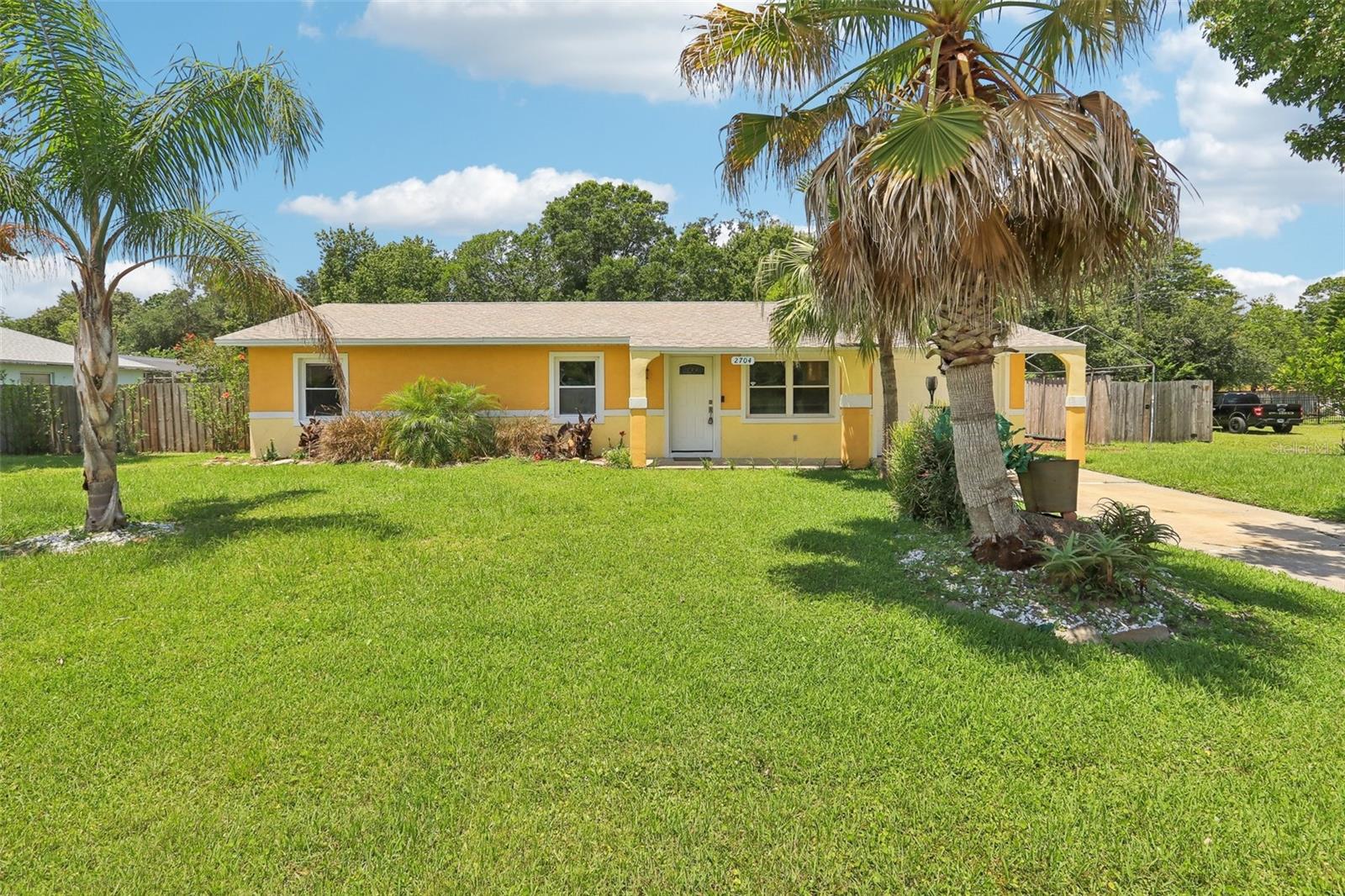 2704 YULE TREE DRIVE