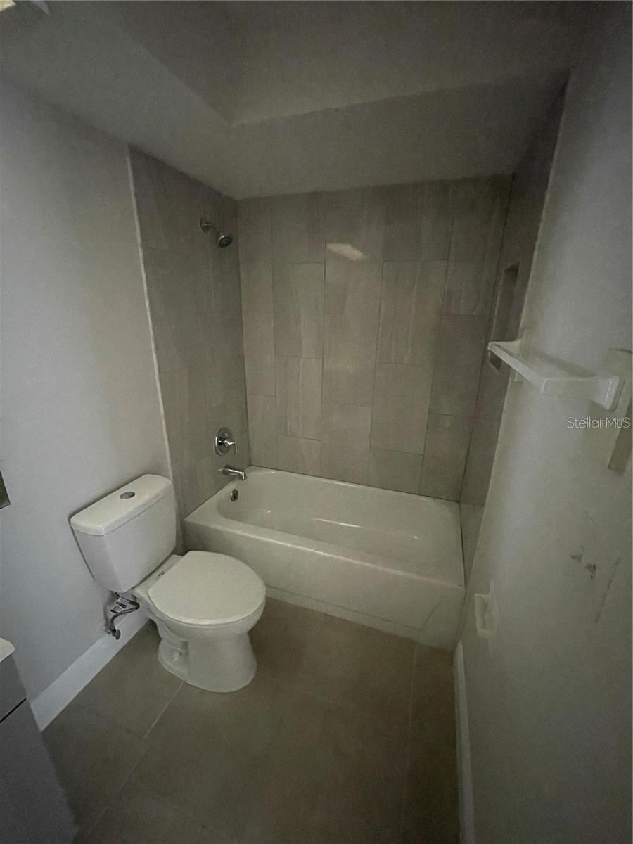 CRYSTAL GROVE - Residential Lease