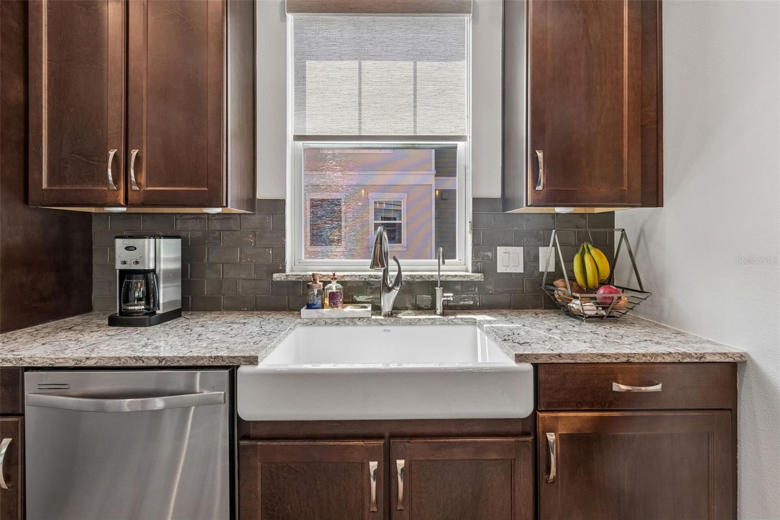 LINCOLN & HORATIO TWNHMS - Residential