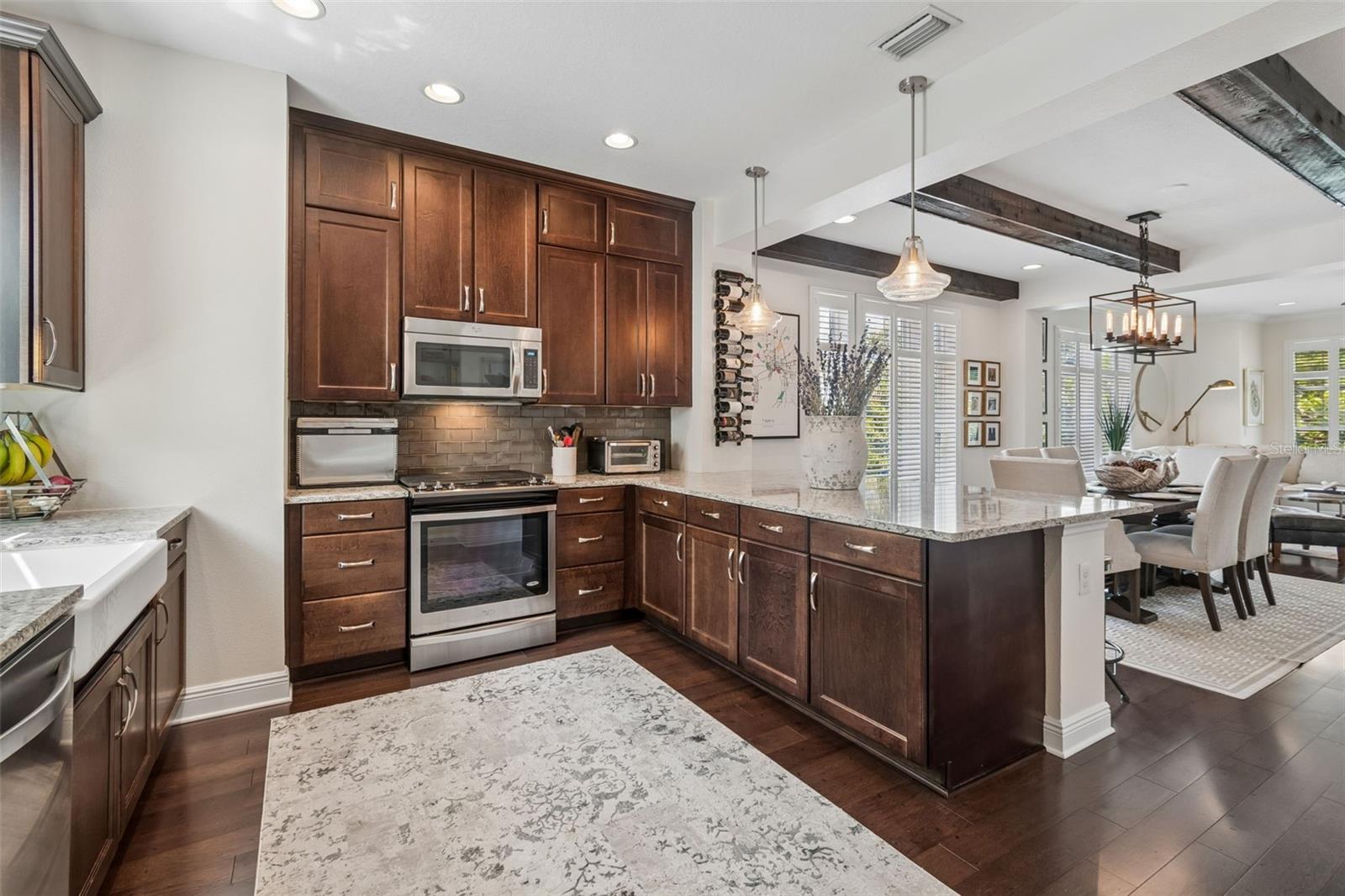 LINCOLN & HORATIO TWNHMS - Residential