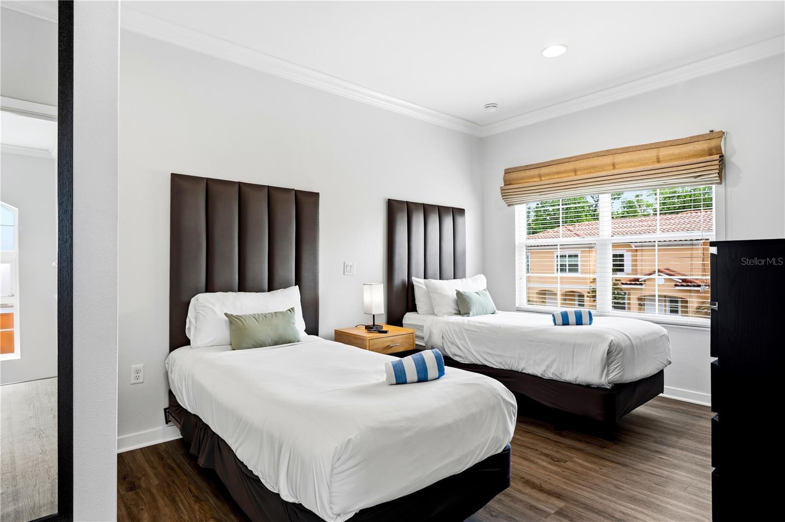 REGAL OAKS AT OLD TOWN - Residential