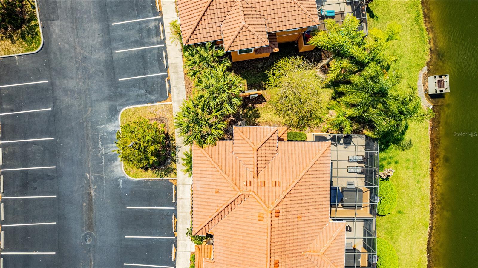 REGAL OAKS AT OLD TOWN - Residential